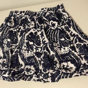 Medium banana republic skirt
